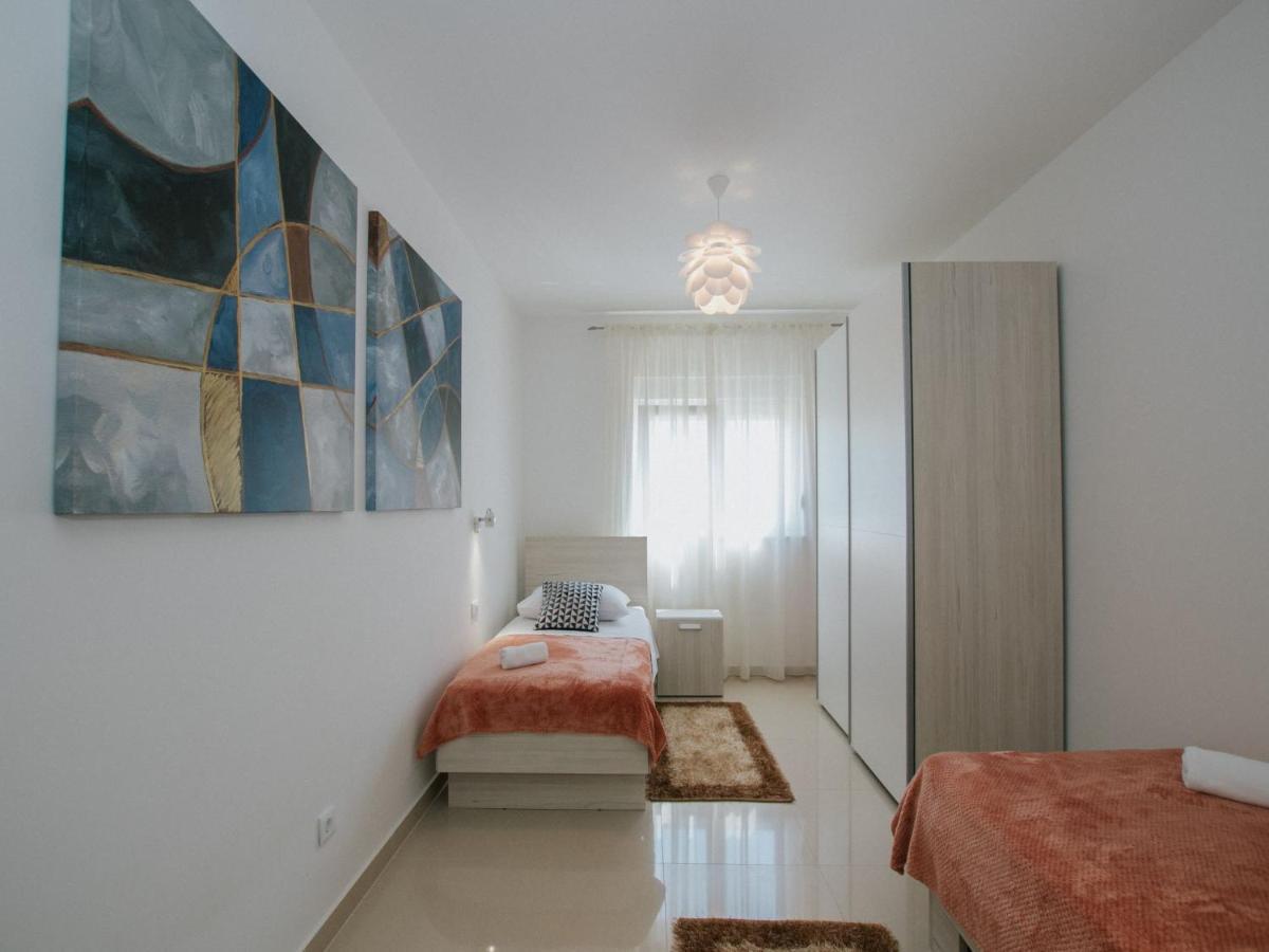 Luxury Apartment Di トロギール エクステリア 写真
